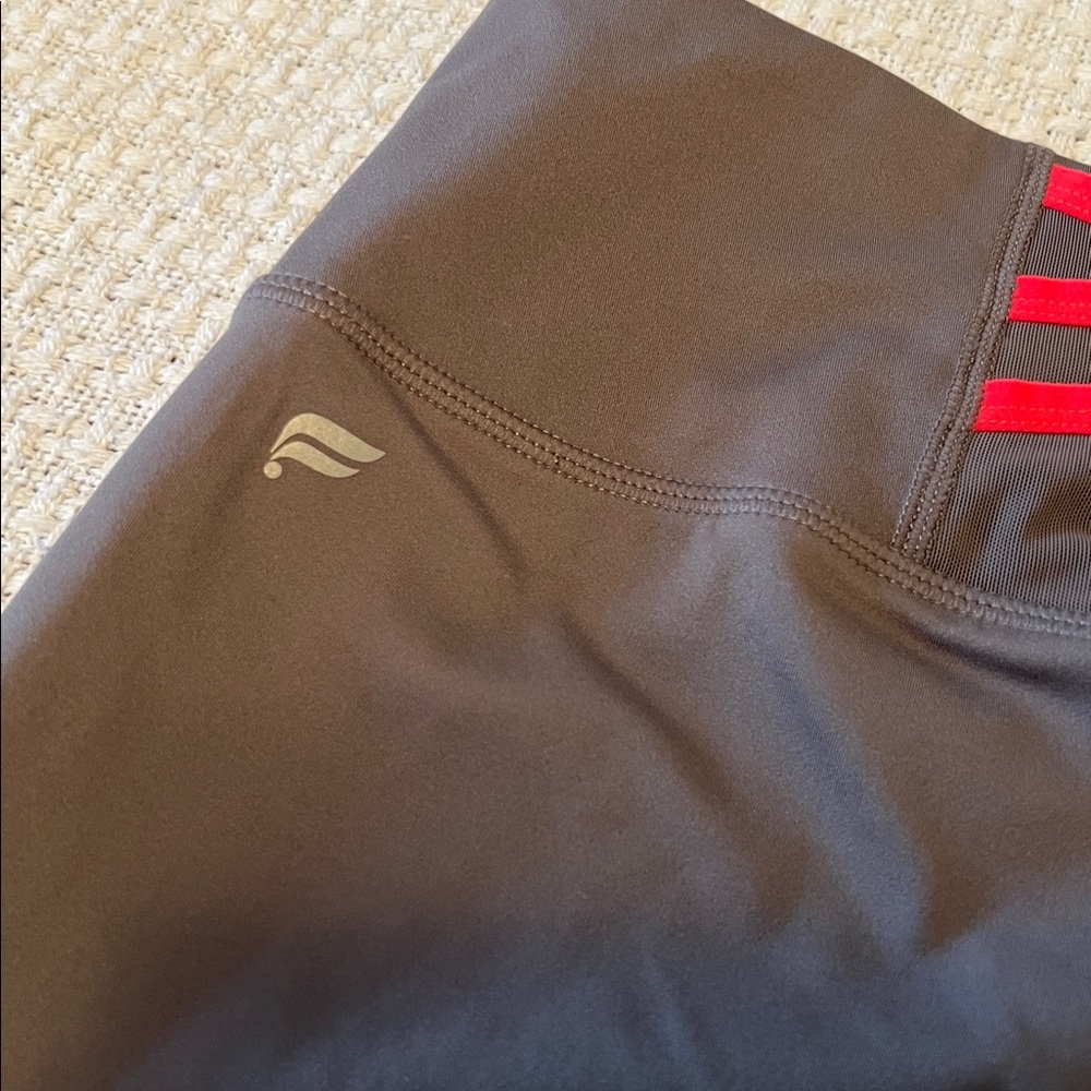 Fabletics Trinity Gray High-Waisted Pocket Leggin… - image 7